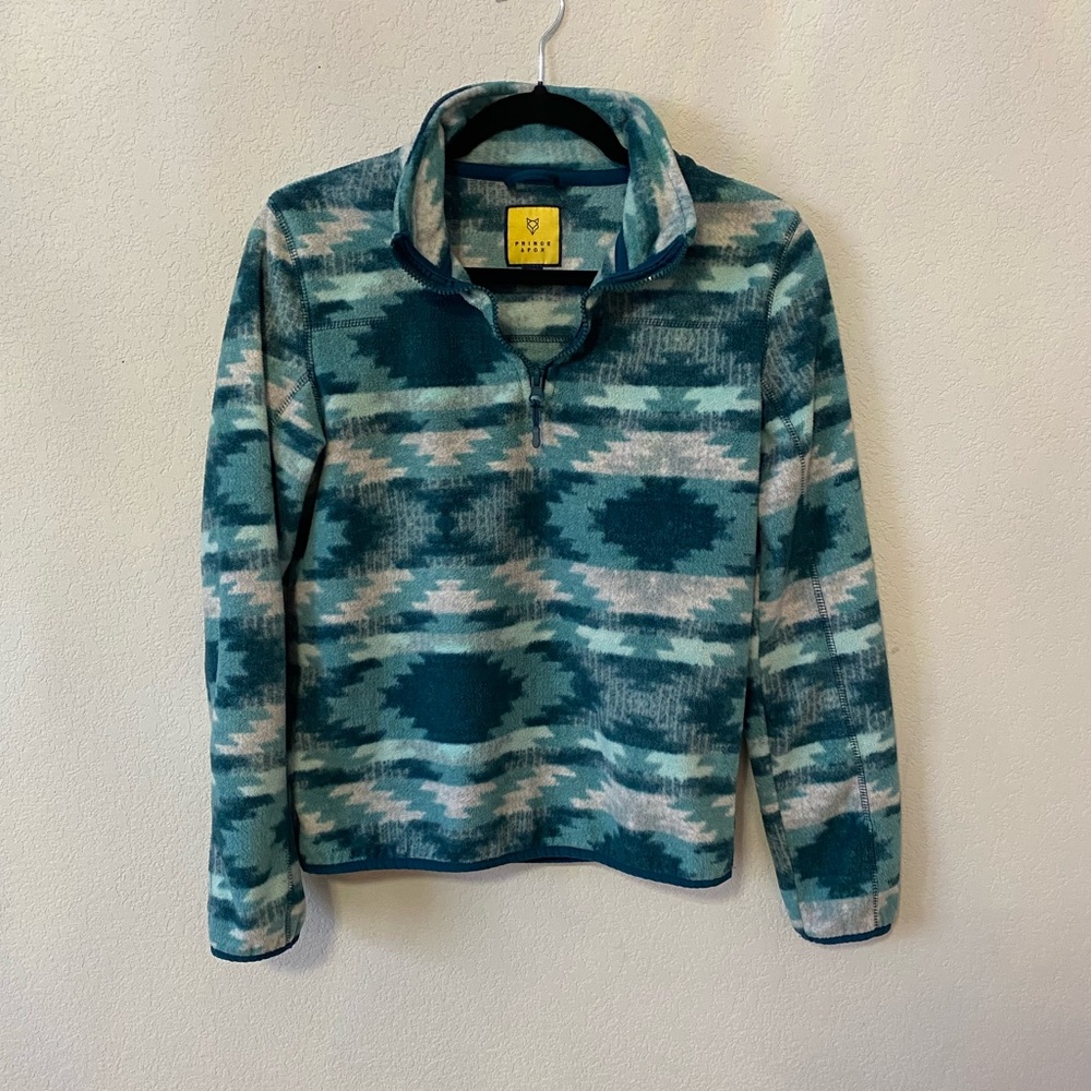 Prince & Fox Teal and Gray Patterned Sweater